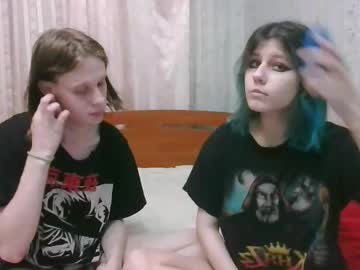 Chaturbate の crystal_porn_love