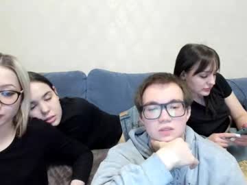 Crazysweetygirls — Chaturbate カップル cam model