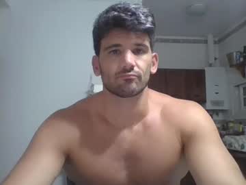 amateur1990argentina 在 Chaturbate