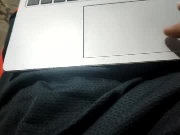 fanofvalen987 在 Chaturbate