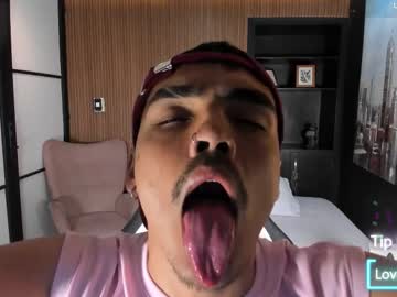nicokingg_ no Chaturbate
