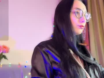Jinhee_Noir — Chaturbate Frau cam model