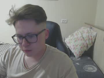 your_boyfriend123 на Chaturbate — кадр ефіру 8