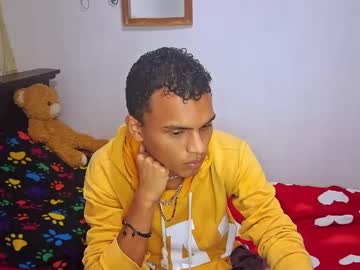 frankie_xl on Chaturbate — stream capture 2