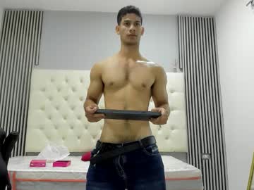 andres_stud 在 Chaturbate 的直播截图 5