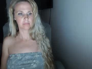 love_on_ auf Chaturbate — Stream-Aufnahme 4